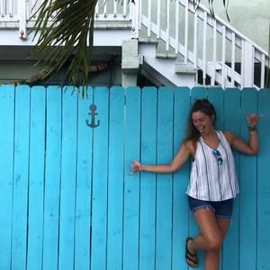 Meet your Posher, Christie